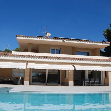 Exclusiva Villa